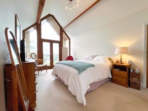 Photo 16- click for photo gallery